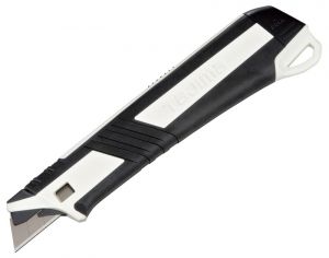 Нож с автоблокировкой лезвия, 18 мм TAJIMA CUTTER KNIFE DC540 ― TAJIMA SHOP